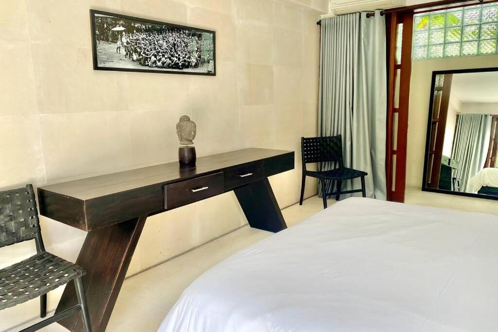 Villa Lola Seminyak Exteriör bild