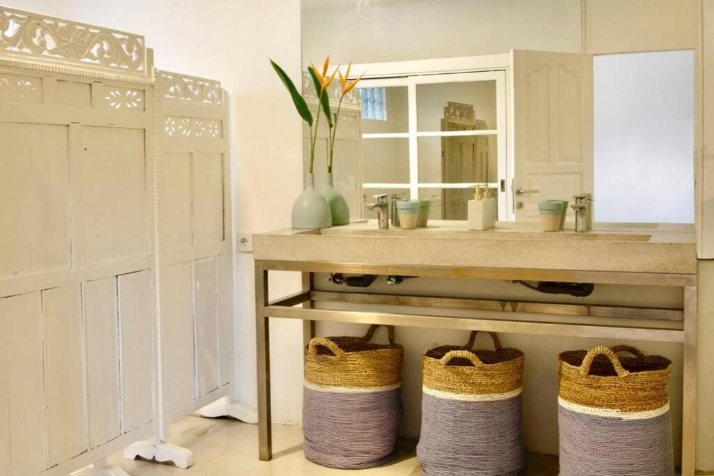 Villa Lola Seminyak Exteriör bild